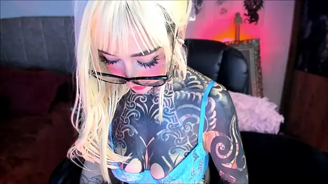 Musedreams captura de la sala en vivo en Stripchat