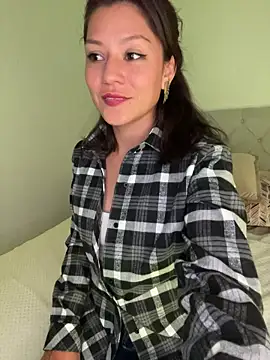 NatyBliss_gh Momentaufnahme des Live-Raums auf Stripchat