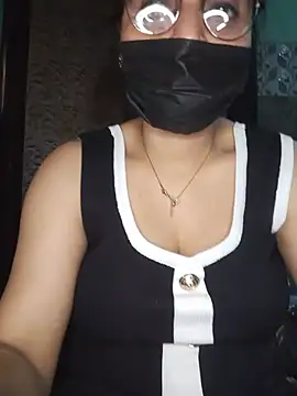 Naughty-Punjaban captura de la sala en vivo en Stripchat