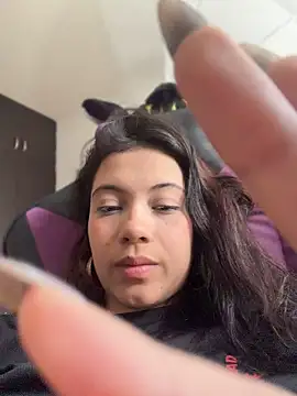 NefertitiXO Momentaufnahme des Live-Raums auf Stripchat