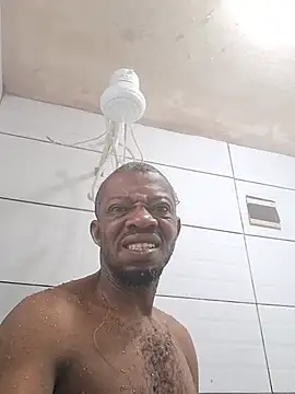 Negaomalinha1 live room snapshot on Stripchat
