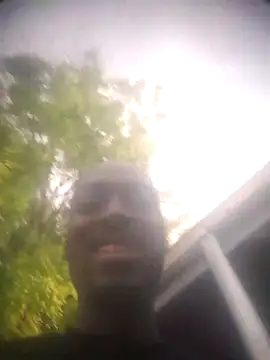 Ngibatshiwe Momentaufnahme des Live-Raums auf Stripchat