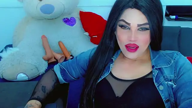 NharaBigCock captura de la sala en vivo en Stripchat