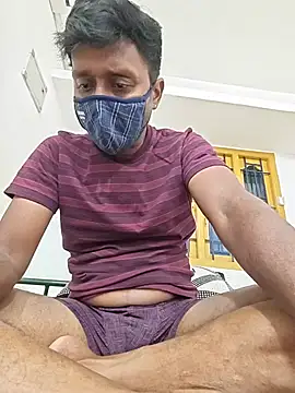 Nilanlove momentopname van live room op Stripchat