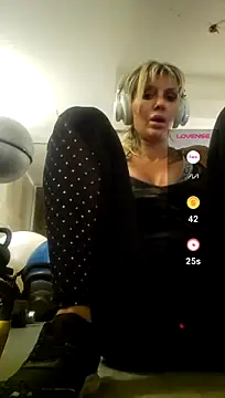 Ninasweden Momentaufnahme des Live-Raums auf Stripchat