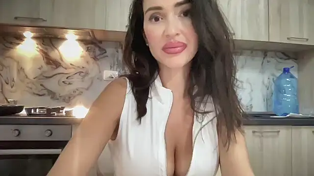 NoOneLikeHer снимок онлайн-комнаты на Stripchat