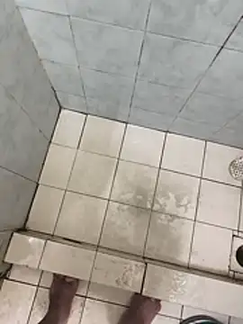 OfficialXen captura de la sala en vivo en Stripchat