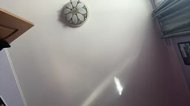 Oksi494 captura de la sala en vivo en Stripchat