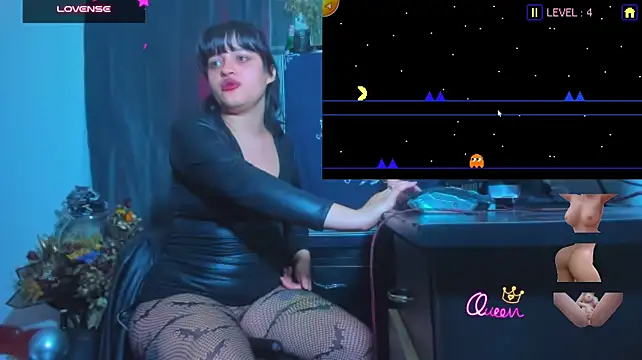 OnyxDiosaGotica live room snapshot on Stripchat