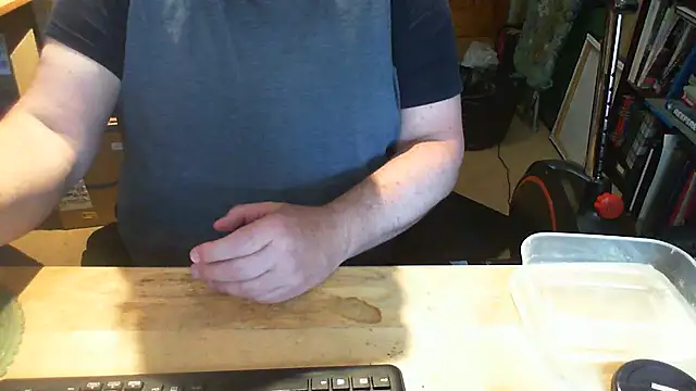Owned_drone Momentaufnahme des Live-Raums auf Stripchat