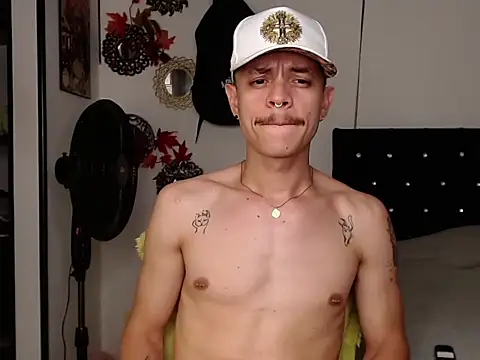 PaleVibes momentopname van live room op Stripchat