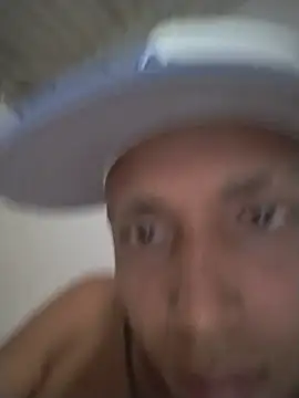 Paul_Rodriiguez momentopname van live room op Stripchat
