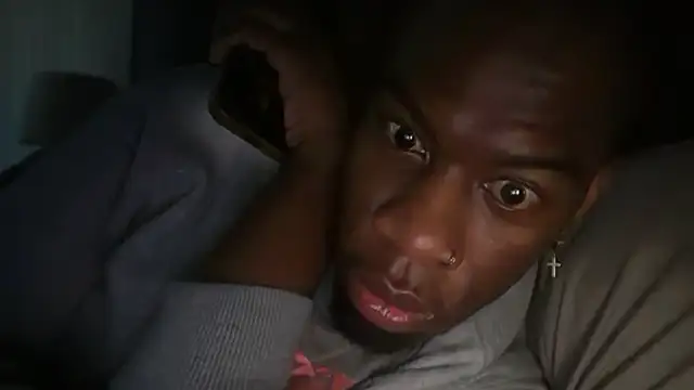Phatbootyndik снимок онлайн-комнаты на Stripchat