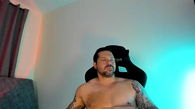 Pierre_Vidal Momentaufnahme des Live-Raums auf Stripchat