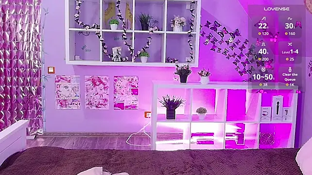 PinkiePae live room snapshot on Stripchat