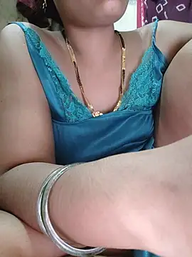 Priya9974 captura de la sala en vivo en Stripchat