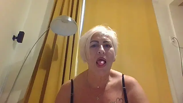 Pysymilf captura de la sala en vivo en Stripchat