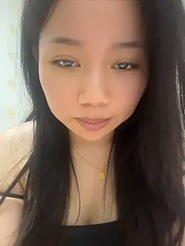 QiQi-2001 Momentaufnahme des Live-Raums auf Stripchat