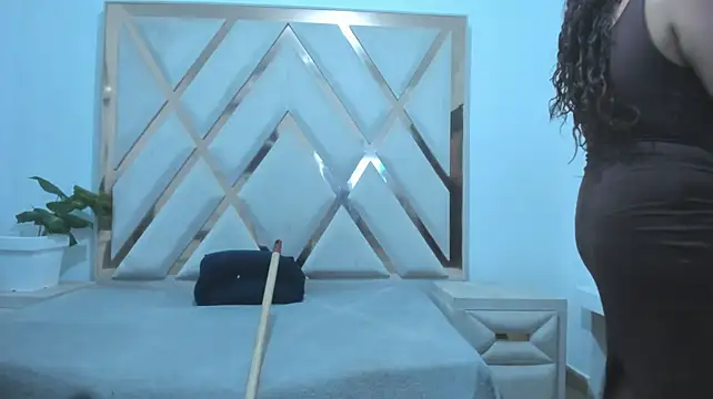 Quinn_ht live room snapshot on Stripchat