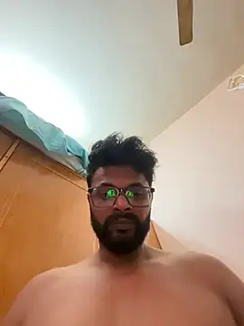 ROXX1210 live room snapshot on Stripchat