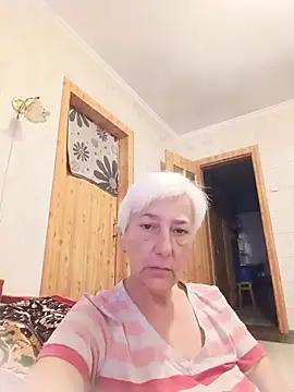 Ray_Thea Momentaufnahme des Live-Raums auf Stripchat