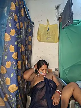Real_Desi_Couple momentopname van live room op Stripchat