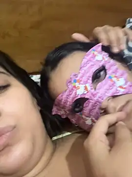 ReemSexy live room snapshot on Stripchat