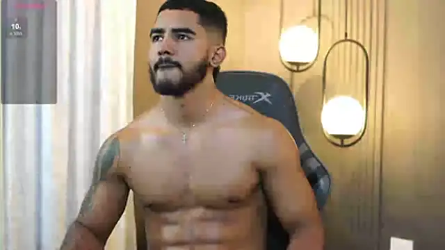 Reik_Vonn momentopname van live room op Stripchat