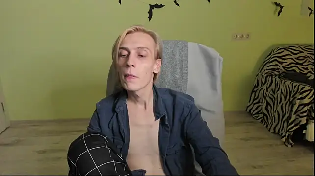 Rick_Reed momentopname van live room op Stripchat