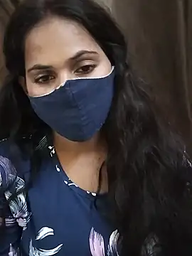 Roji_bha Momentaufnahme des Live-Raums auf Stripchat