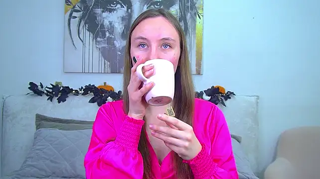 RoseDorfmann live room snapshot on Stripchat