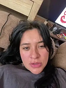 Rouse_07 live room snapshot on Stripchat
