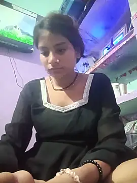 SANDHYAHOTKUMARI live room snapshot on Stripchat