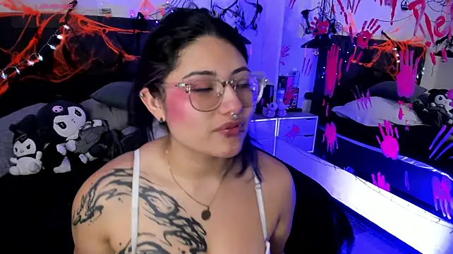 SabrinaV_ Momentaufnahme des Live-Raums auf Stripchat