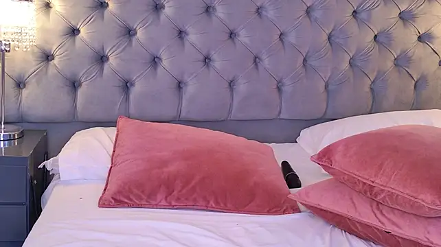 SamantaG Momentaufnahme des Live-Raums auf Stripchat