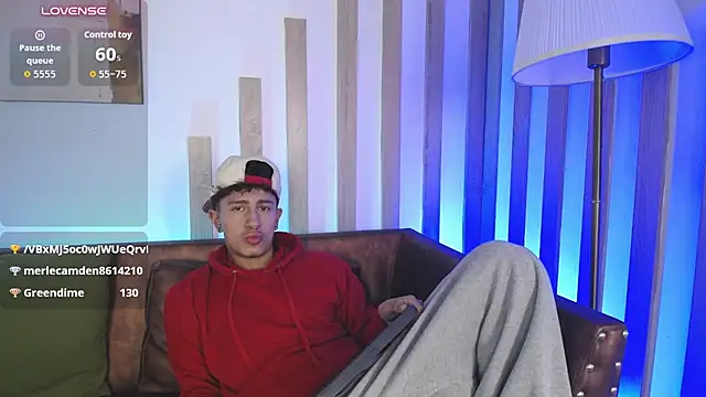 Santi_Williams Momentaufnahme des Live-Raums auf Stripchat