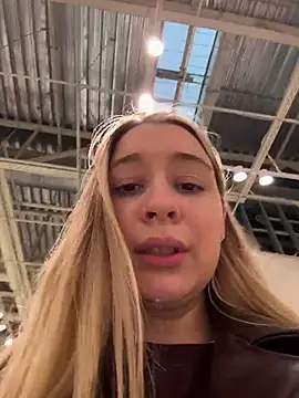 SashaCatt Momentaufnahme des Live-Raums auf Stripchat