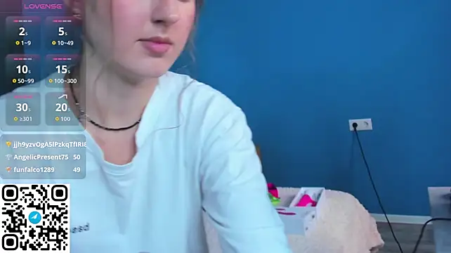 Sasha_Rutt снимок онлайн-комнаты на Stripchat