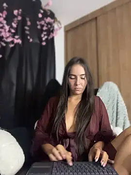 ScarletDarkMuse momentopname van live room op Stripchat