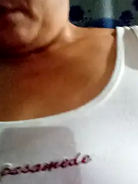 Sena_hi captura de la sala en vivo en Stripchat