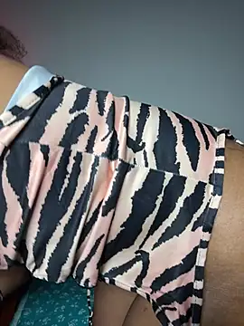 Sexxyronn live room snapshot on Stripchat