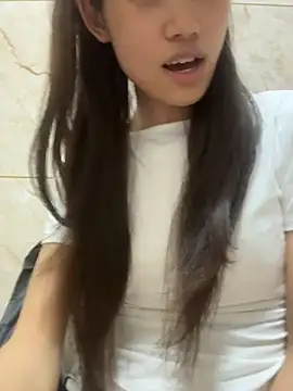 ShuffledTurbinal Momentaufnahme des Live-Raums auf Stripchat