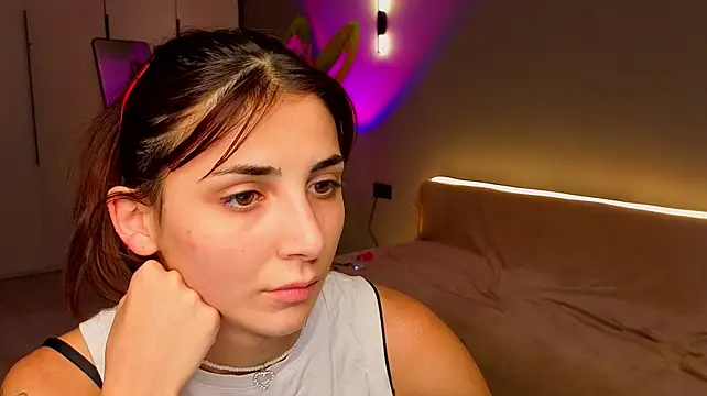 Skylar_Sinclair снимок онлайн-комнаты на Stripchat