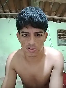 Smith224_ live room snapshot on Stripchat