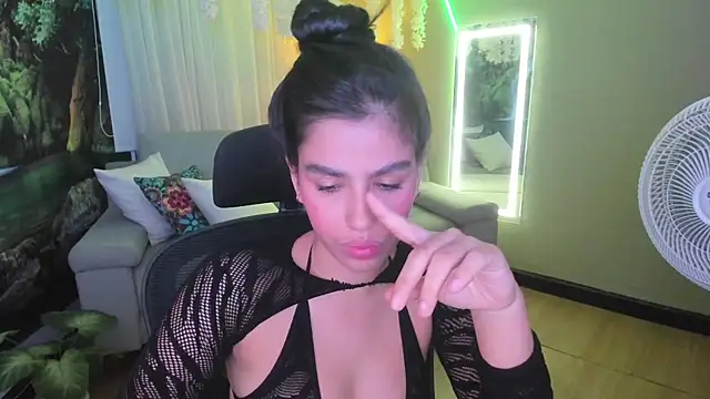 SmithLiam_ live room snapshot on Stripchat
