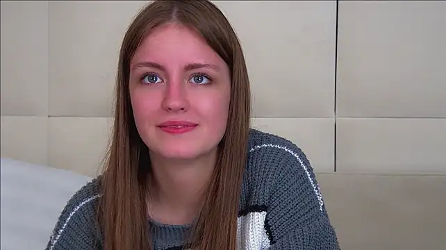 SofiaSarvains live room snapshot on Stripchat