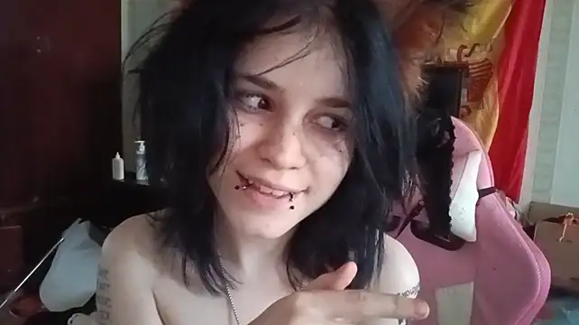 Sofia_Lacosta live room snapshot on Stripchat