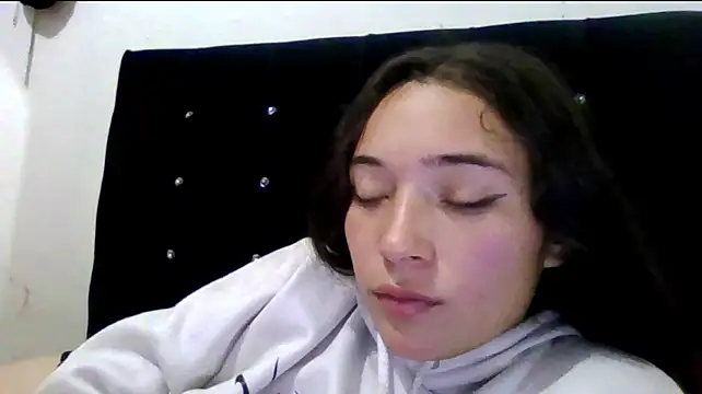 Sol_zz captura de la sala en vivo en Stripchat