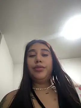 Sophie_Dreamss Momentaufnahme des Live-Raums auf Stripchat