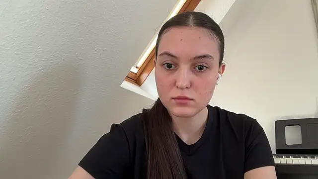 SoreliaLux Momentaufnahme des Live-Raums auf Stripchat